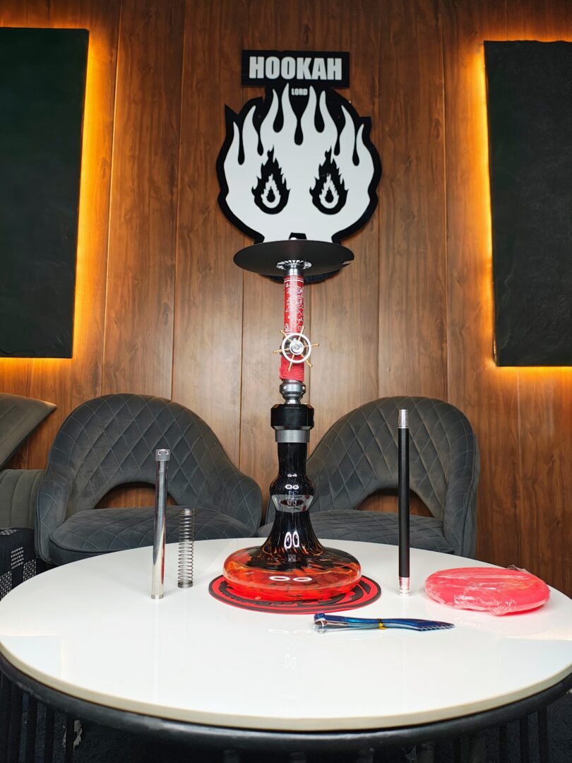 SHIP WHEEL MEDIUM RED HL 143